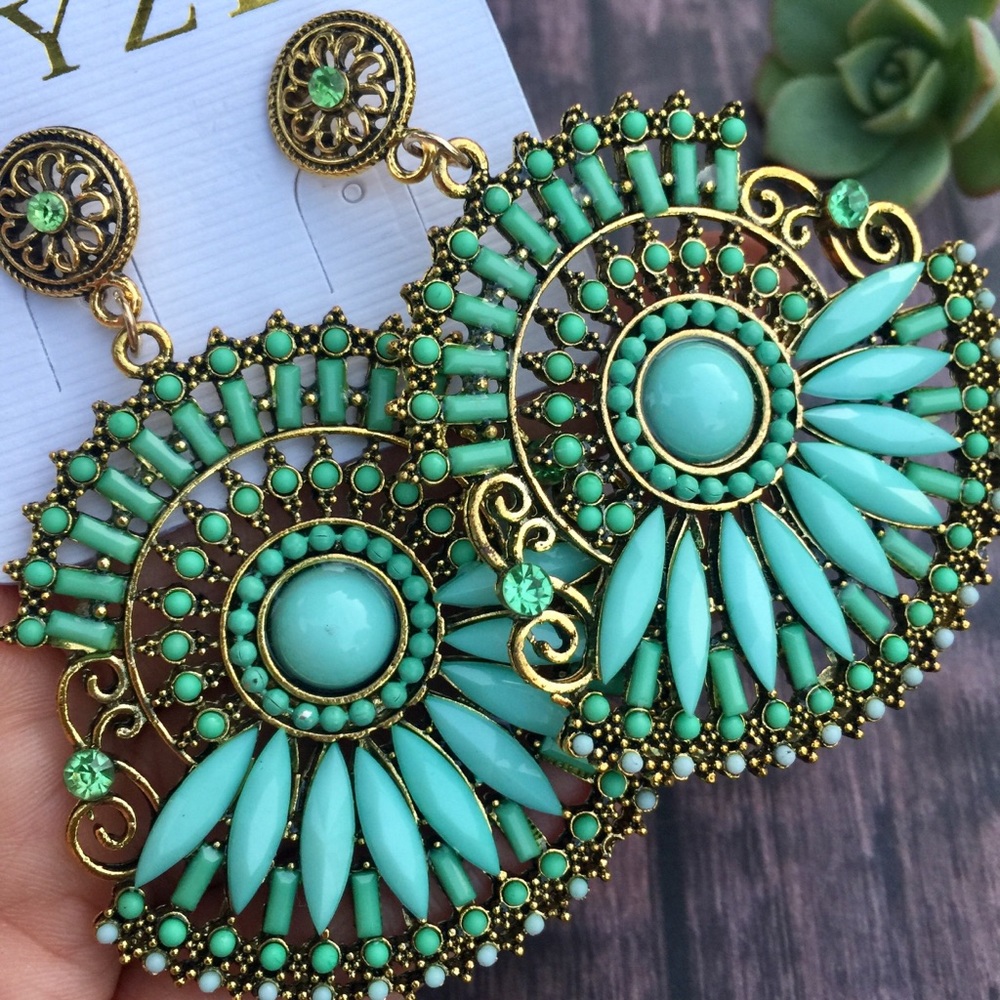 Mint green large rhinestone statement earrings - Picture 6 of 6